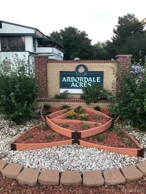 720 Bunting Dr, Lafayette, CO 80026
