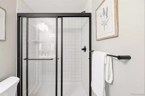 Bath - 9807 E 63rd Ave, Denver, CO 80238 photo 7 of 7