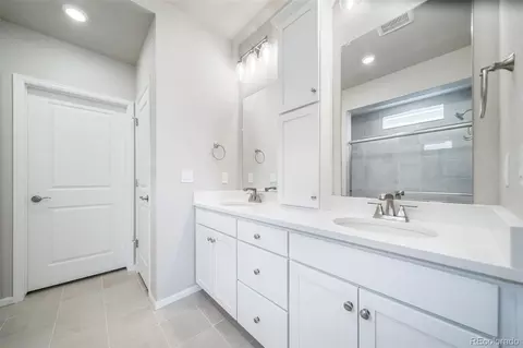 Bath - 21915 E 51st Dr, Aurora, CO 80019 photo 1 of 2