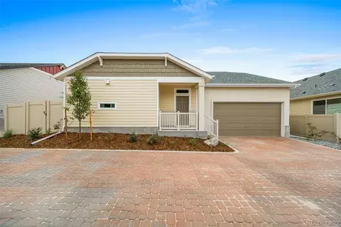 21915 E 51st Dr, Aurora, CO 80019