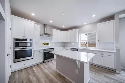 Kitchen - 21915 E 51st Dr, Aurora, CO 80019 photo 1 of 2