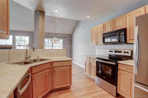 12561 E Harvard Cir, Aurora, CO 80014 photo 9