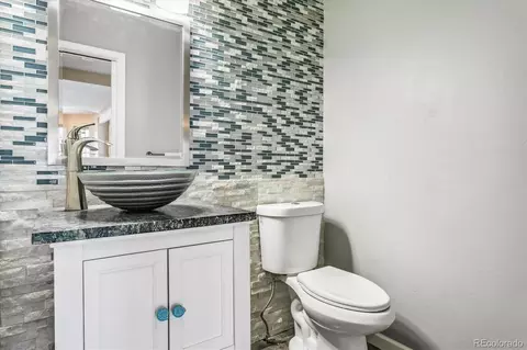 Bath - 6777 Taft Cir, Arvada, CO 80004 photo 1 of 6