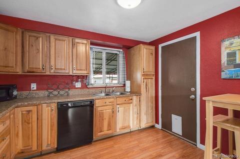 5112 Iris St, Arvada, CO 80002 photo 9