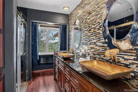 Bath - 12098 Broken Arrow Dr, Conifer, CO 80433 photo 1 of 2