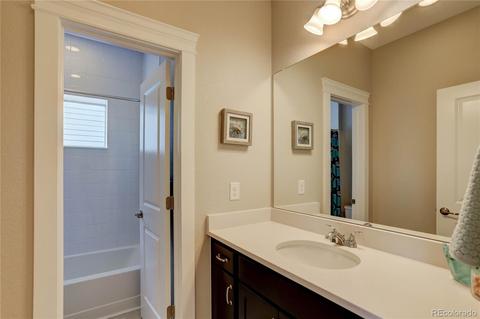 9389 E 57th Pl, Denver, CO 80238 photo 26
