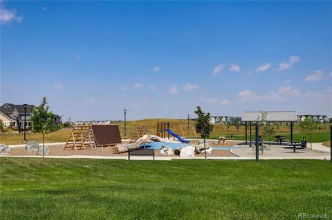 9389 E 57th Pl, Denver, CO 80238 photo 38