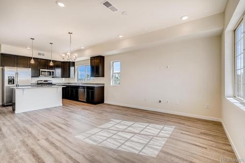 861 E 98th Ave #601, Thornton, CO 80229 photo 2