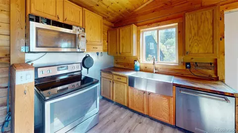 Kitchen - 1391 Ute Trl, Como, CO 80432 photo 2 of 2