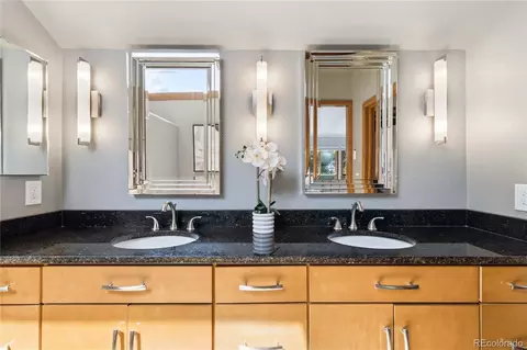 Bath - 7807 S Forest St, Centennial, CO 80122 photo 3 of 6