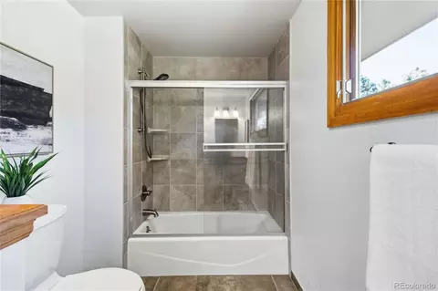 Bath - 7807 S Forest St, Centennial, CO 80122 photo 5 of 6