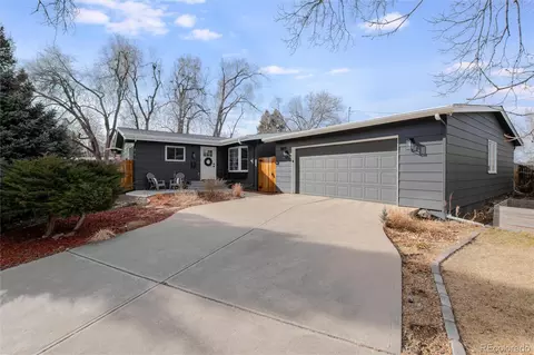 5819 W Elmhurst Dr, Littleton, CO 80128