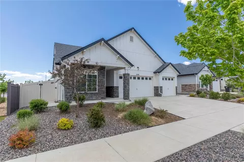 21701 E 50th Dr, Aurora, CO 80019