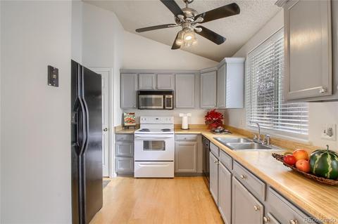 19532 E Bails Pl, Aurora, CO 80017 photo 8