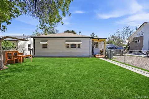 Exterior - 1356 Iola St, Aurora, CO 80010 photo 3 of 4