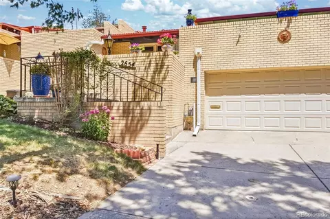 2654 S Ames Way, Lakewood, CO 80227