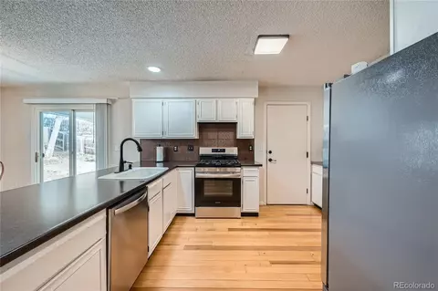 17148 Evans Dr, Aurora, CO 80013 photo 6