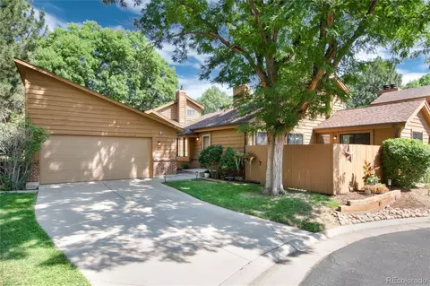 46 S Eagle Cir, Aurora, CO 80012