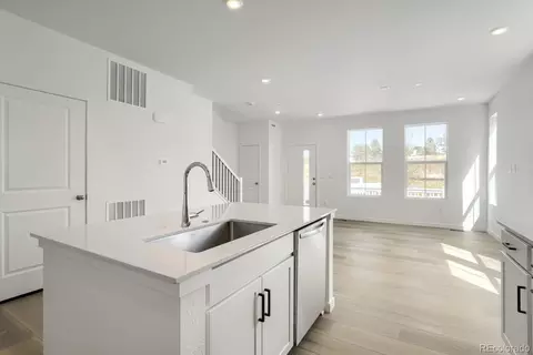 Kitchen - 7635 S Mobile Way, Centennial, CO 80016 photo 2 of 3