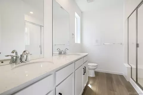 Bath - 7635 S Mobile Way, Centennial, CO 80016 photo 1 of 1