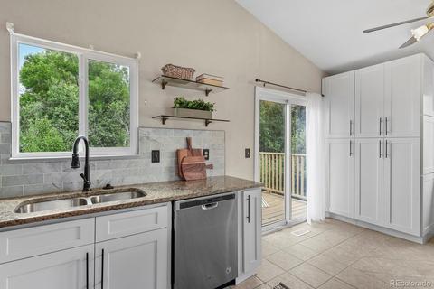 6162 Perry St, Arvada, CO 80003 photo 9