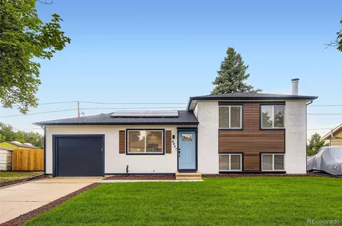 963 S Macon St, Aurora, CO 80012