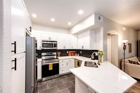1631 W Canal Cir #813, Littleton, CO 80120