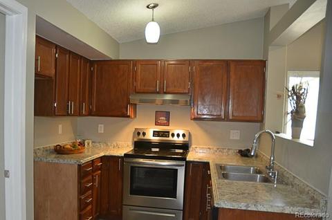 19611 E Purdue Cir, Aurora, CO 80013 photo 4
