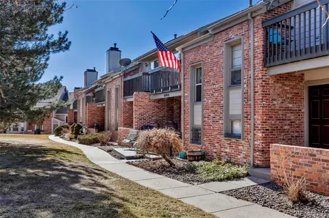 4194 S Fraser Way #B, Aurora, CO 80014