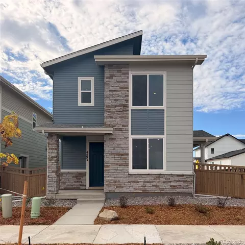 4593 N Versailles St, Aurora, CO 80019