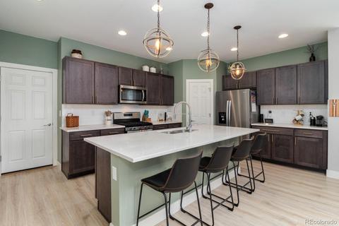 16135 E Warner Dr, Denver, CO 80239 photo 8