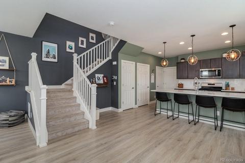 16135 E Warner Dr, Denver, CO 80239 photo 3