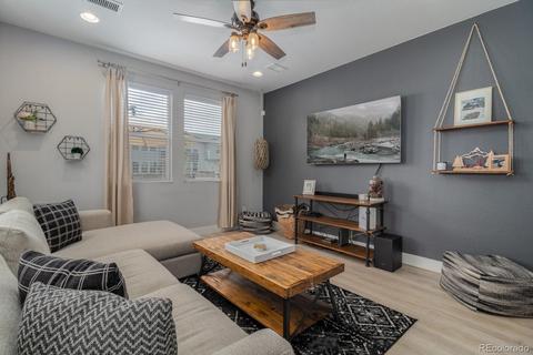 16135 E Warner Dr, Denver, CO 80239 photo 4