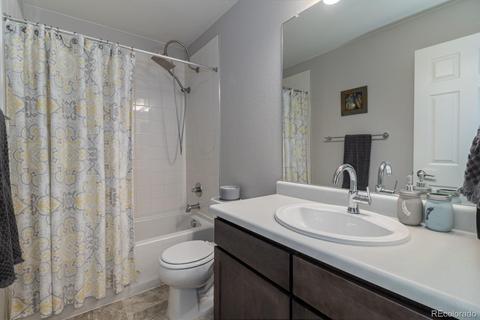 16135 E Warner Dr, Denver, CO 80239 photo 24