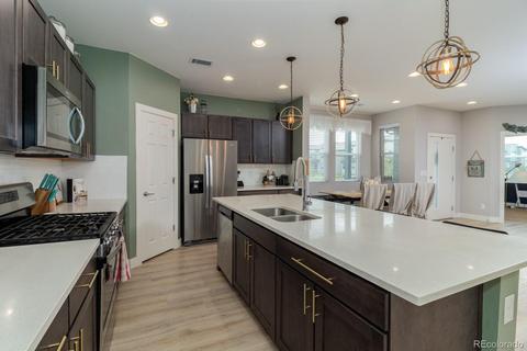 16135 E Warner Dr, Denver, CO 80239 photo 9