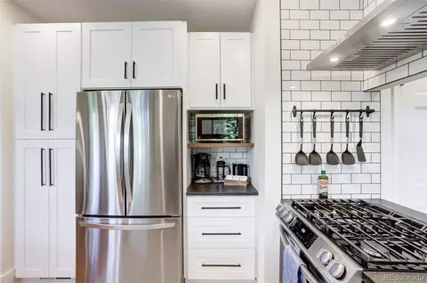 Kitchen - 1134 Maxwell Ave, Boulder, CO 80304 photo 3 of 6