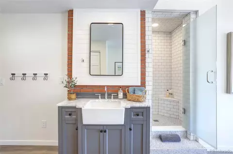 Bath - 1134 Maxwell Ave, Boulder, CO 80304 photo 1 of 7