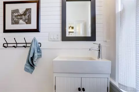Bath - 1134 Maxwell Ave, Boulder, CO 80304 photo 5 of 7