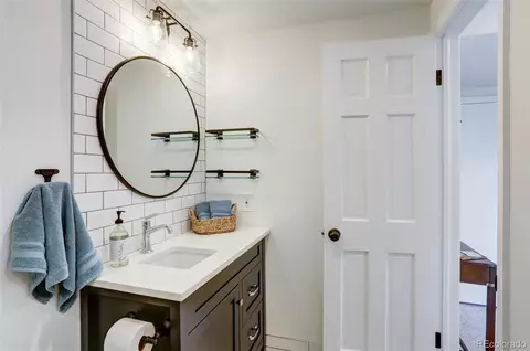 Bath - 1134 Maxwell Ave, Boulder, CO 80304 photo 7 of 7