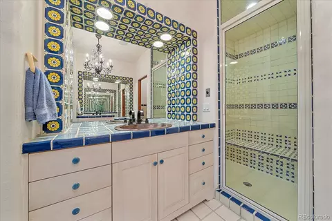 Bath - 7022 Secrest Ct, Arvada, CO 80007 photo 2 of 5