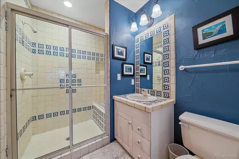 Bath - 7022 Secrest Ct, Arvada, CO 80007 photo 4 of 5