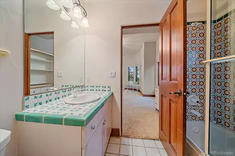 Bath - 7022 Secrest Ct, Arvada, CO 80007 photo 5 of 5
