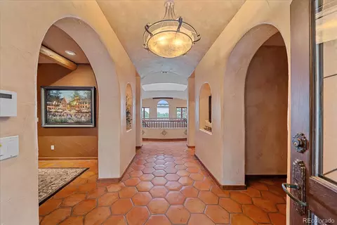 Entry Way - 7022 Secrest Ct, Arvada, CO 80007 photo 1 of 3