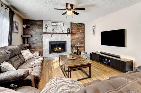 Living - 2485 E 101st Ct, Thornton, CO 80229 photo 2 of 3
