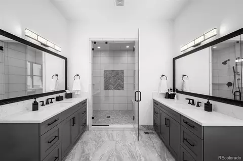 Bath - 2821 E Cedar Ave #2, Denver, CO 80209 photo 3 of 7