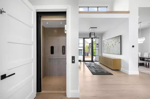 Entry Way - 2821 E Cedar Ave #2, Denver, CO 80209 photo 1 of 1
