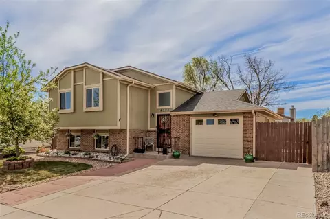 6328 W 69th Ave, Arvada, CO 80003