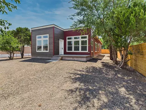 128 E Byrd Dr, Pueblo West, CO 81007