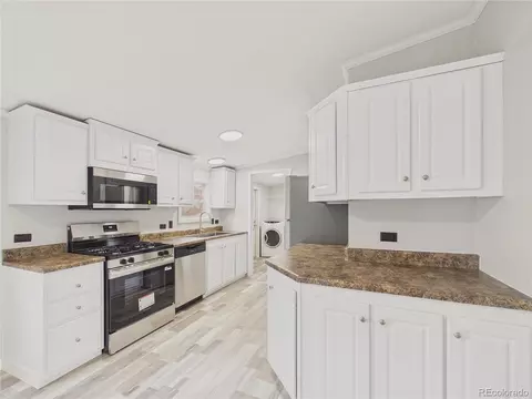 9400 Elm Ct, Denver, CO 80260