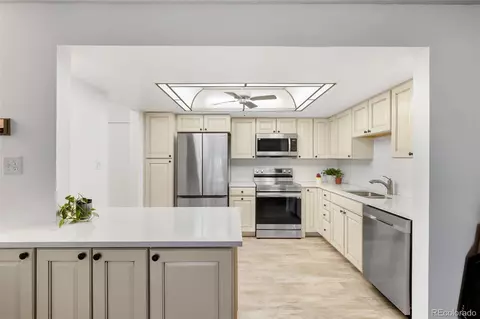 14300 E Marina Dr #306, Aurora, CO 80014